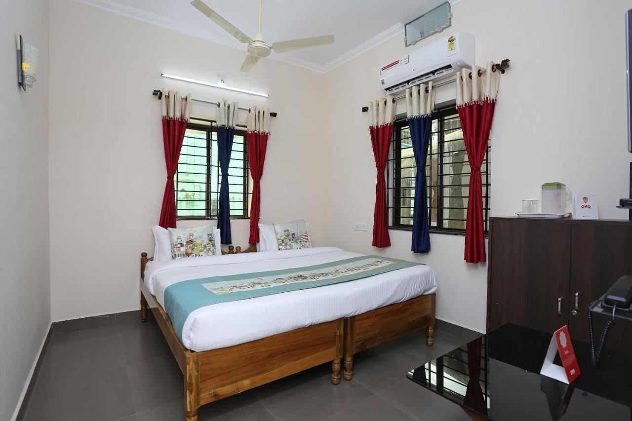 Oyo Flagship 9964 Hotel Shine Bhubaneswar Esterno foto